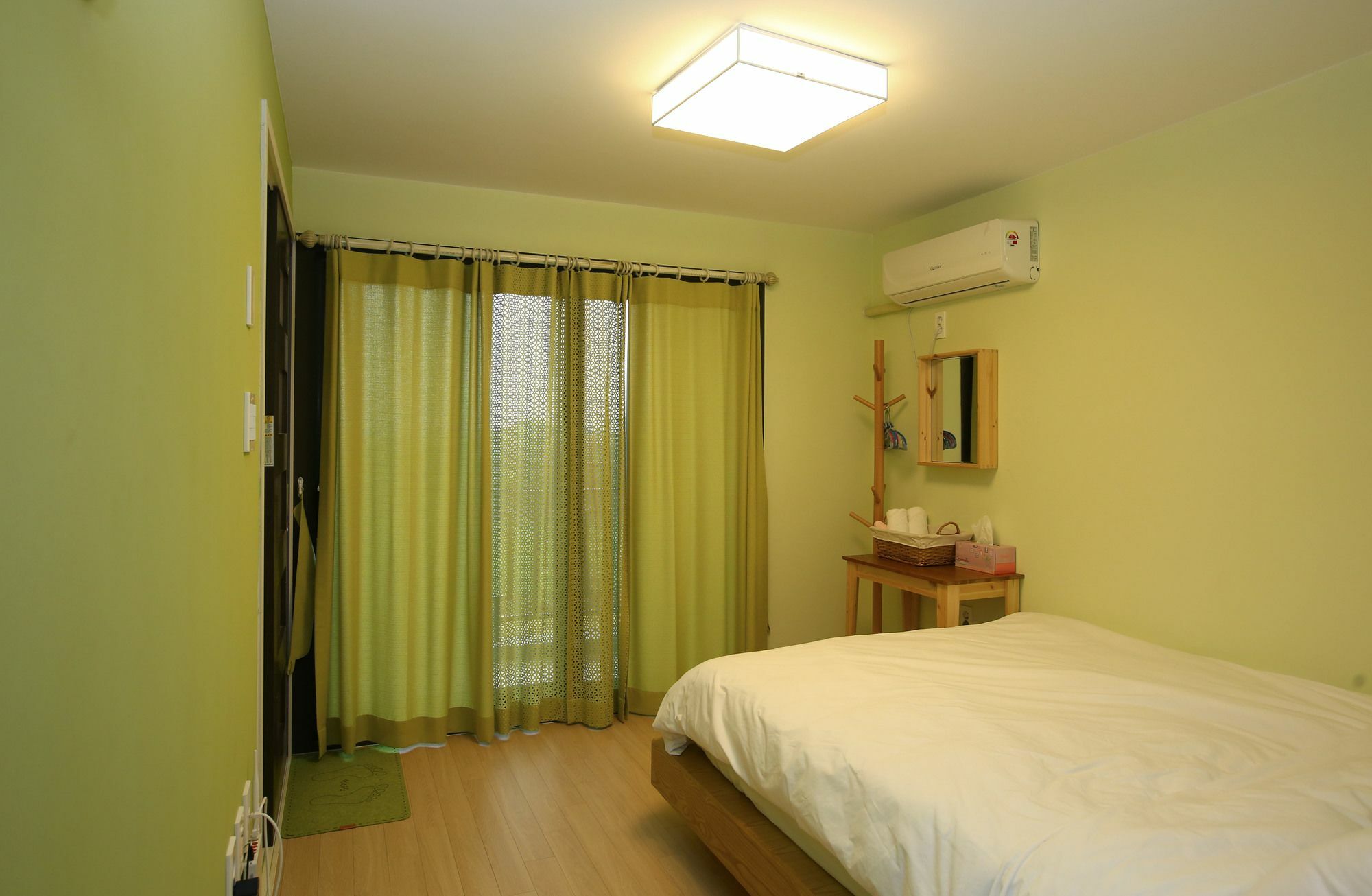 Dongdong Guesthouse Чеджудо Экстерьер фото
