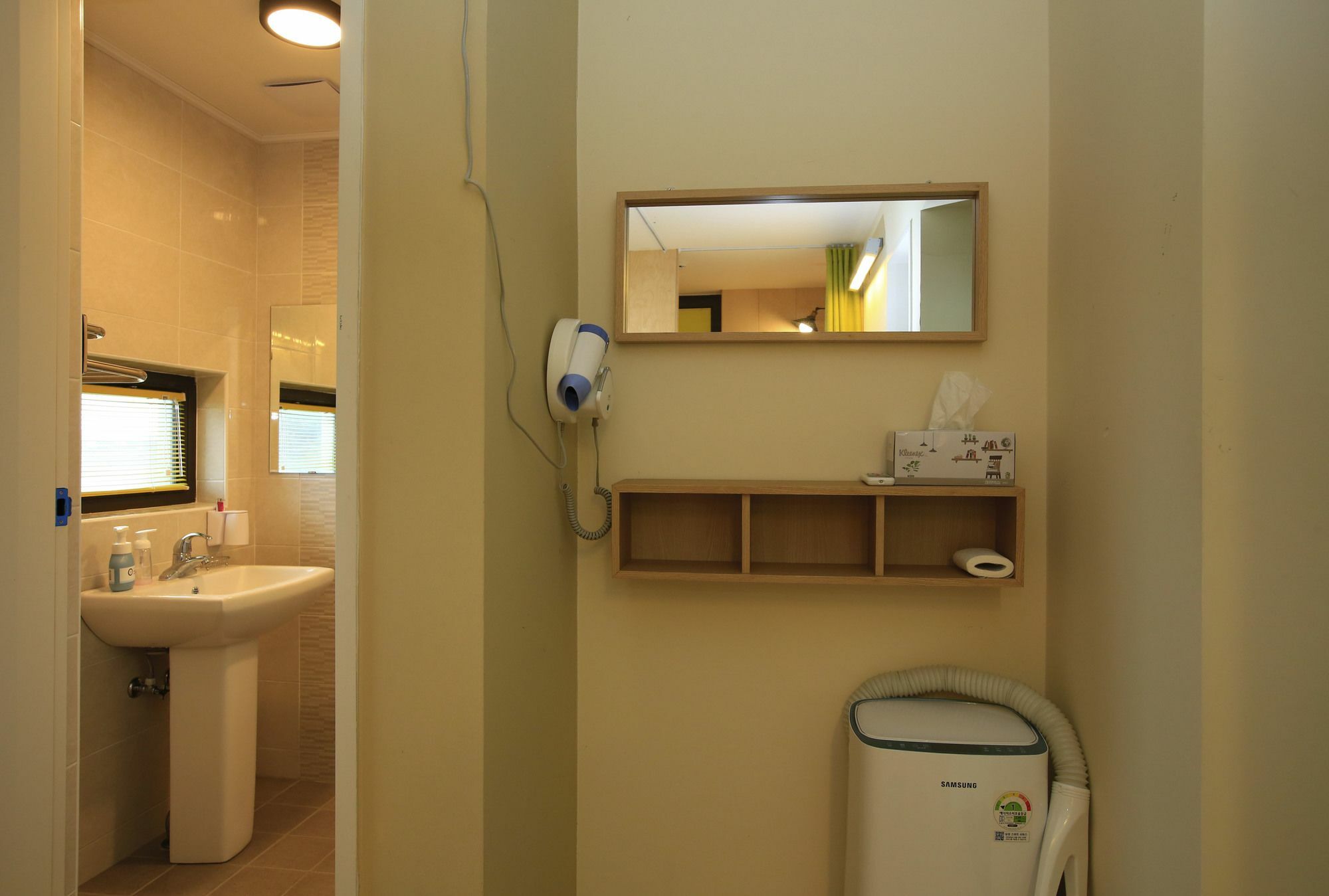 Dongdong Guesthouse Чеджудо Экстерьер фото